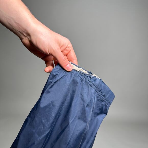 Vintage Y2K Nike Track Pants Mens XL Navy Blue Nylon Sweatpants White Swoosh - Picture 5 of 5